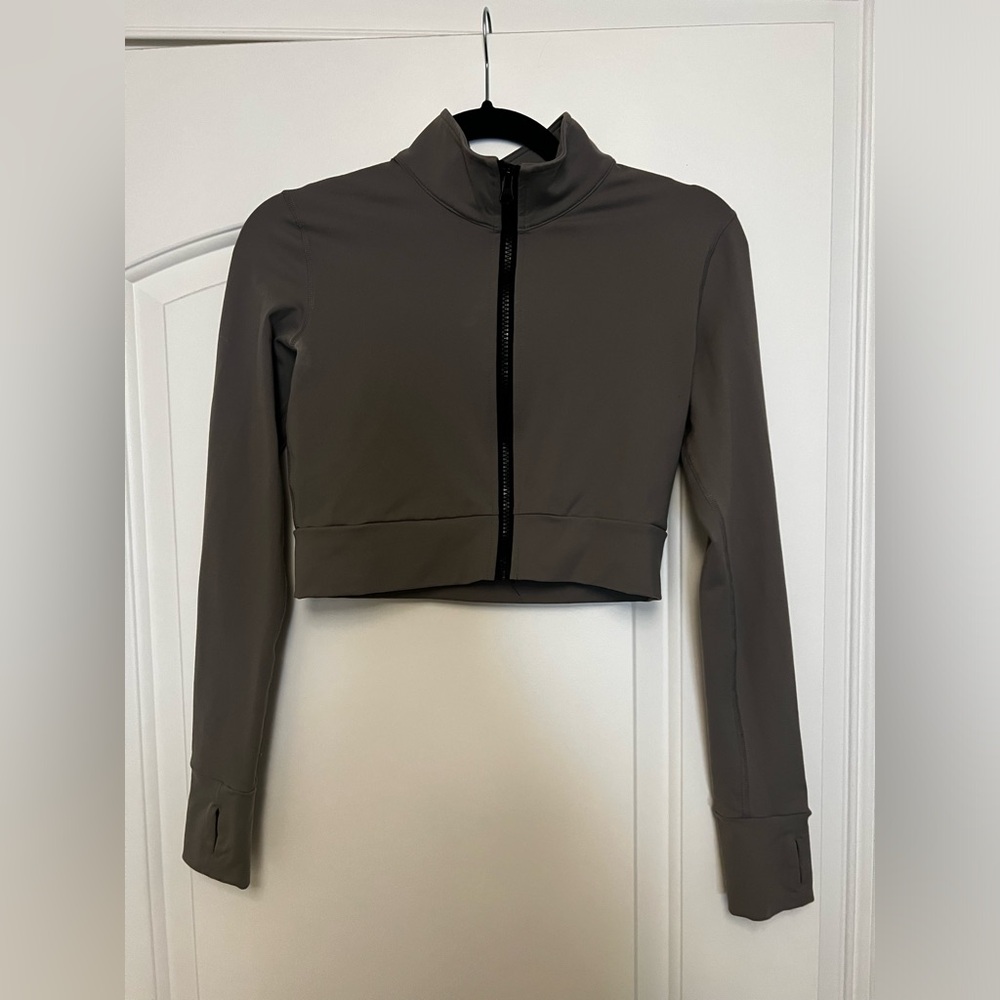 til you collapse crop zip up jacket